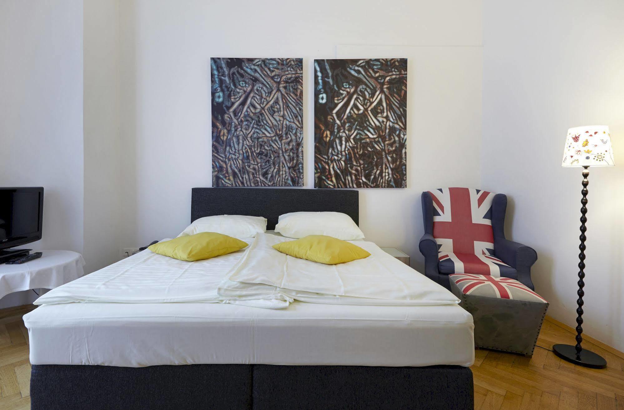 Hotel Pension Museum Wien Ngoại thất bức ảnh
